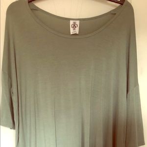 Agnes & Dora hi-lo tunic top